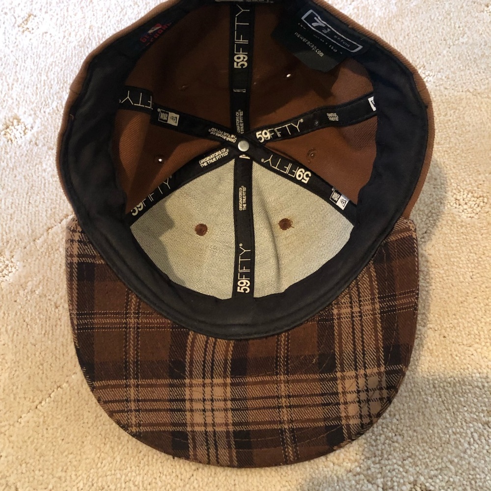 Phillies hat - Picture 3 of 3